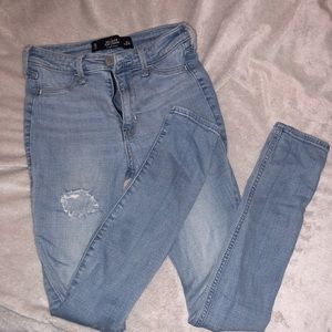 Hollister jeans